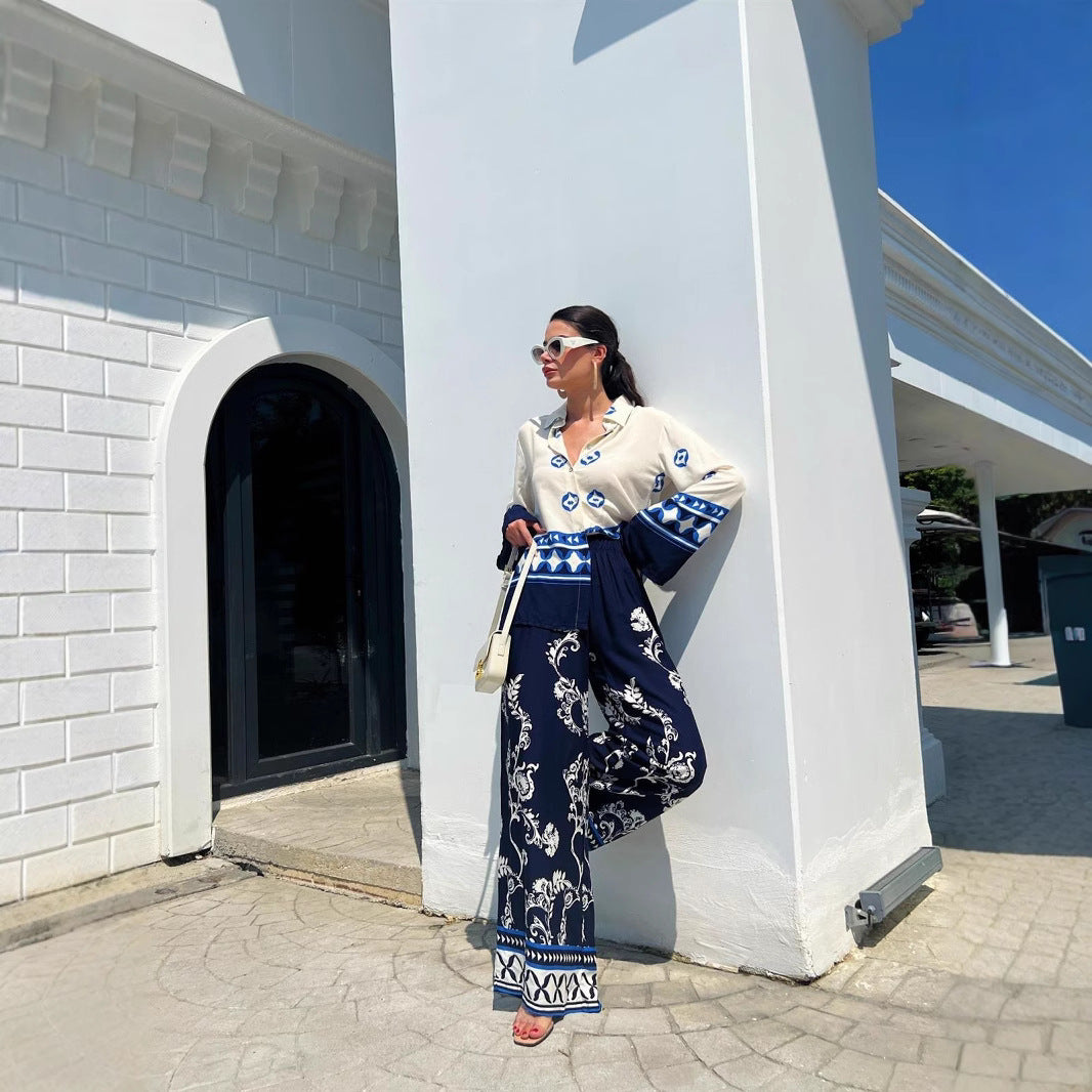 Dame jakkesæt med blomsterdesign og rummelig pasform Stilla