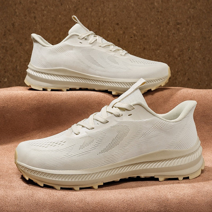 Unisex lette strik trekking sneakers med udtalt profilsål og reaktiv dæmpning Skovae