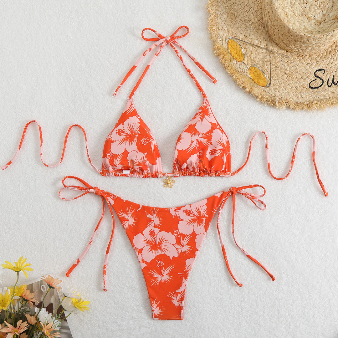 Dame triangel-bikini med floralt design og justerbare stropper Skovae