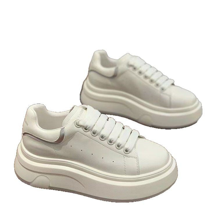 Dame Sneakers med tyk platform og elegante stropper Stilla