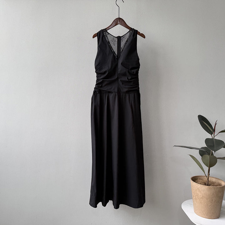 Dame Midi-kjole med draperinger og V-udskæring Stilla