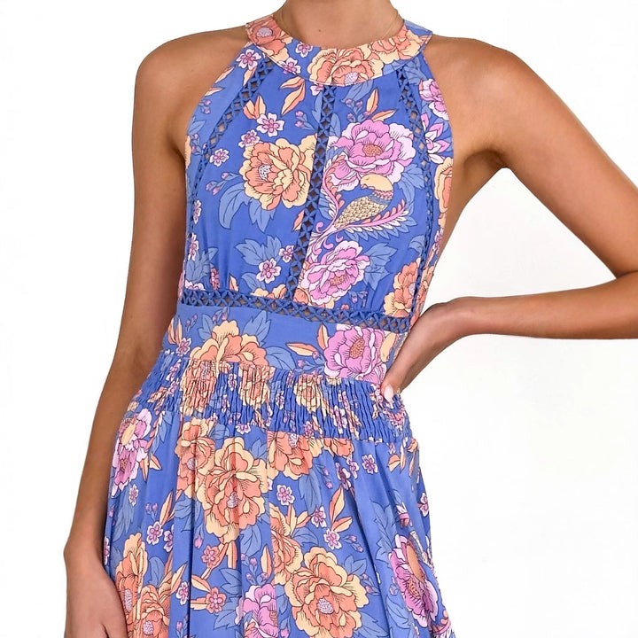 Dame Maxikjole med elegant Halterneck og farverigt blomstret design Stilla