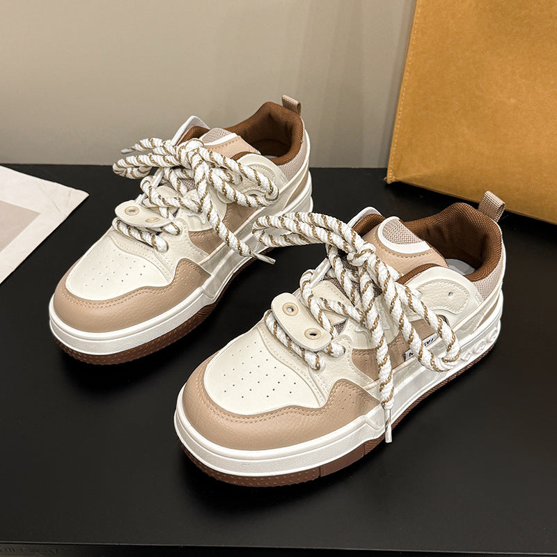 Dame sneakers i urbane stil med innovativ snøret teknologi og åndbar overfladestruktur Stilla