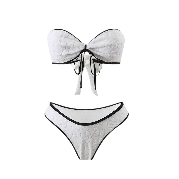 Dame bikini-sæt med blomsterstrukturdesign og komfortabelt bandeau-top Stilla