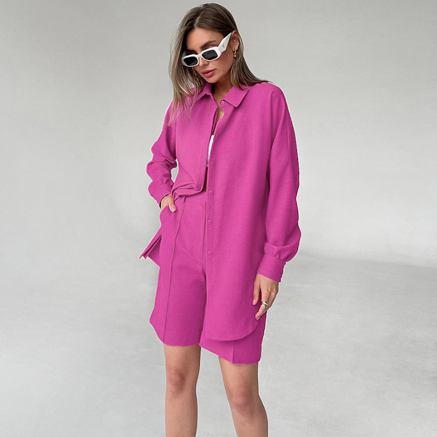 Dame sæt bestående af oversized skjorte og shorts med elegant snit Stilla