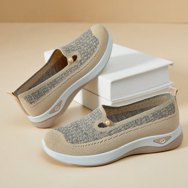 Femme Behagelige Slip-On Vandresko med Åndbart Strikdesign Stilla