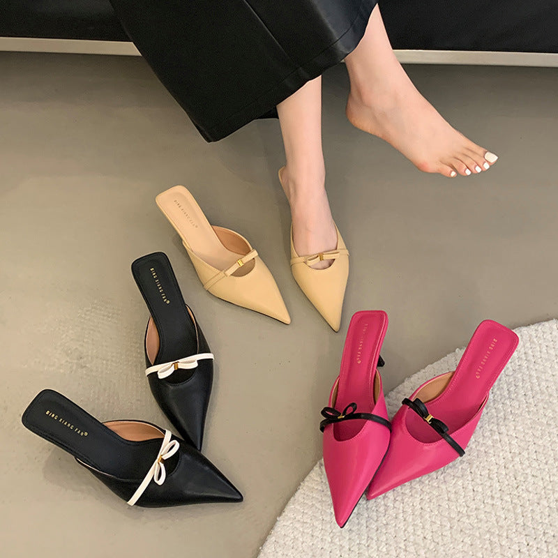 Dame Slingback Pumps med elegant spids design og fashionabel dekorativ rem Stilla