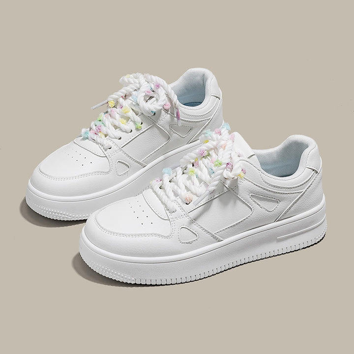 Dame Sneakers i moderne design med farverigt snøresystem og slidstærkt overmateriale Stilla