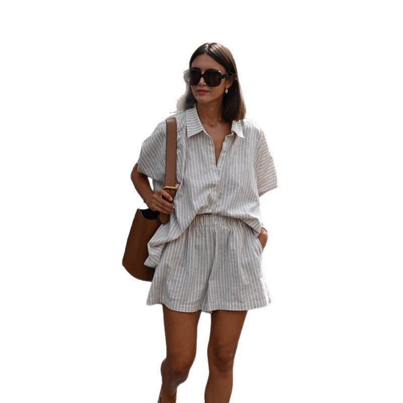 Dame sommerligt fritidsoutfit med stribet design Stilla