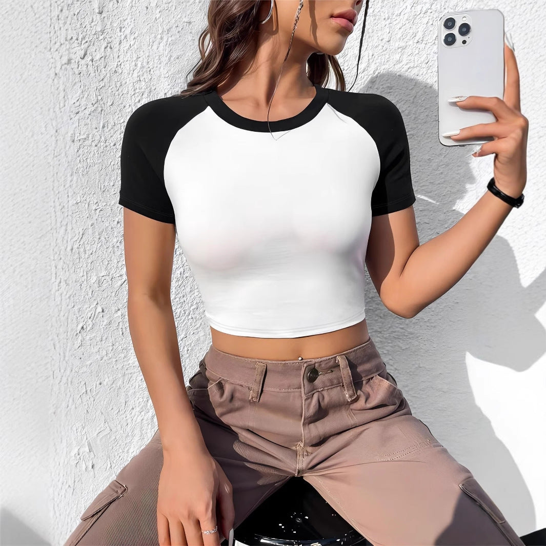 Dame Crop-T-Shirt med moderne raglan-snit og tætsiddende design Skovae