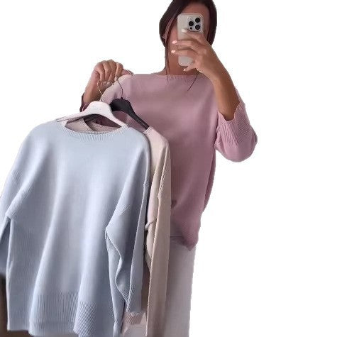 Kvindernes Casual Oversized Sweater med Asymmetrisk Snit og Knapdetaljer Skovae