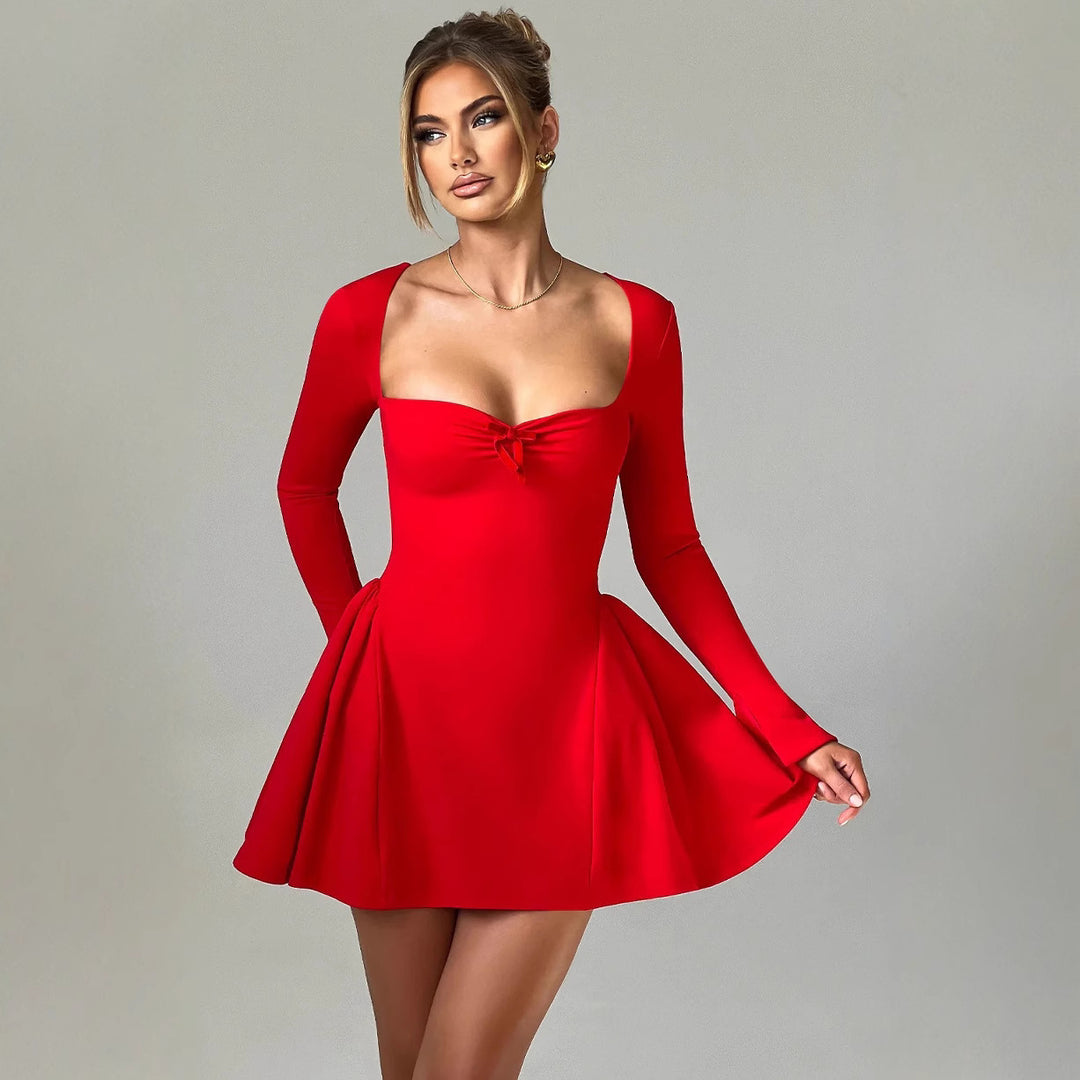 Dame Minikjole med off-shoulder design og raffinerede rynkeeffekter Stilla