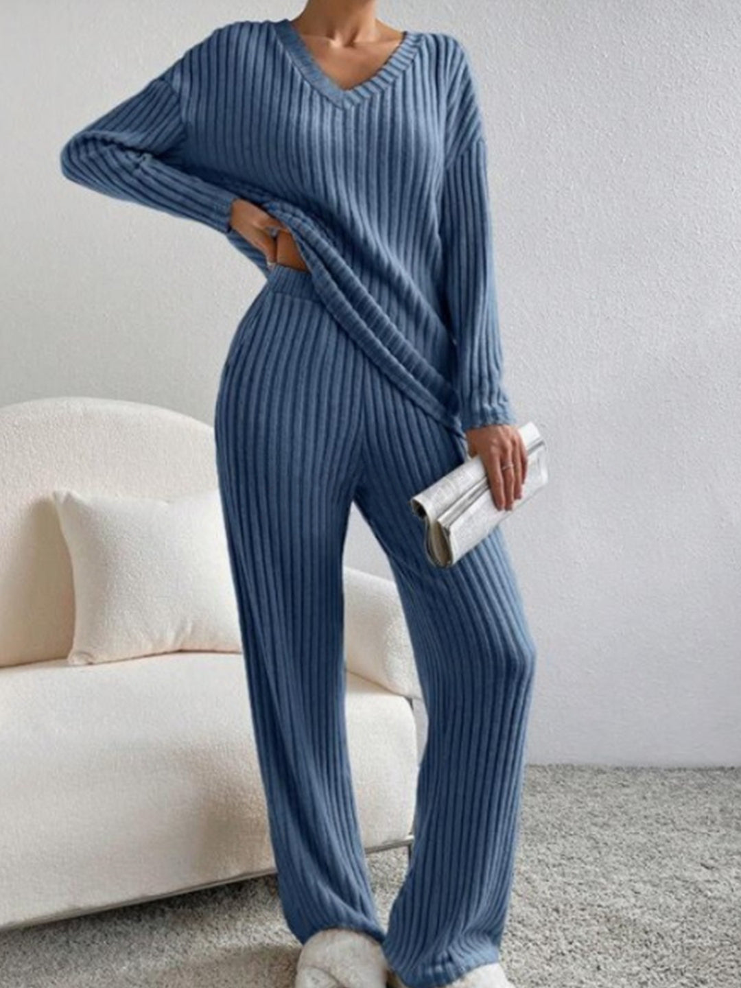 Dame Strik-Loungewear Sæt med Ribstruktur og V-udskæring Stilla