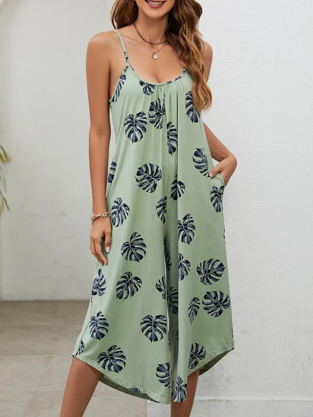 Dame luftig sommer jumpsuit med blomsterprint og lommer Stilla