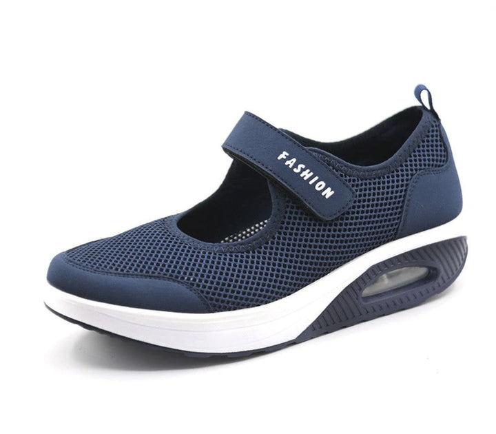 Dame Komfort-sneakers med åndbart mesh-overmateriale og velourblødt indvendigt foer Stilla