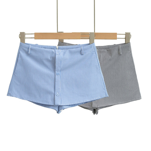 Dame stribede korte shorts med knaplukning og elegant søm Stilla