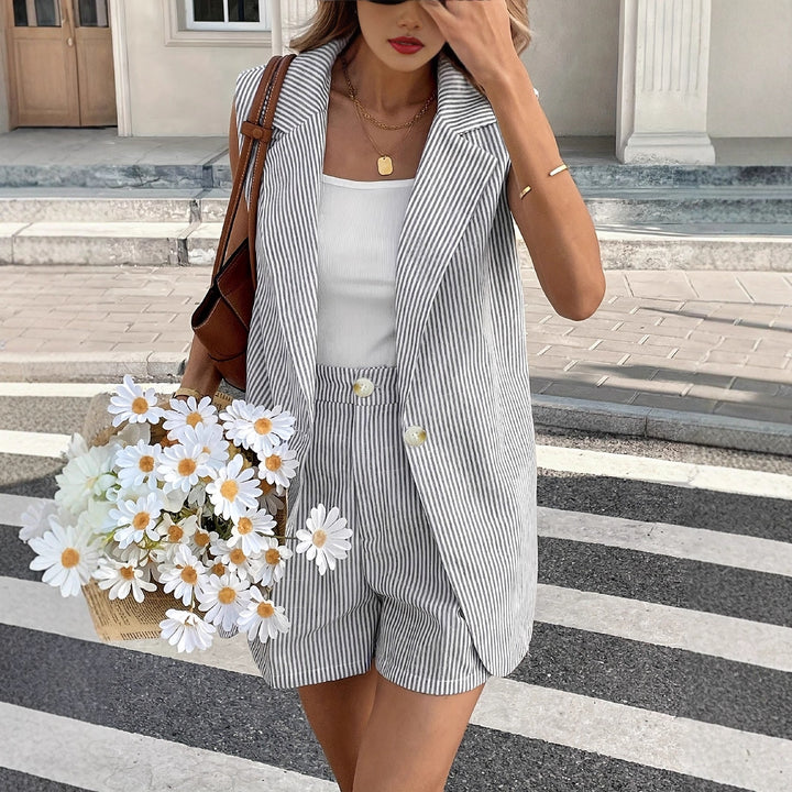 Dame elegant og afslappet blazer-sæt med stribede shorts Stilla