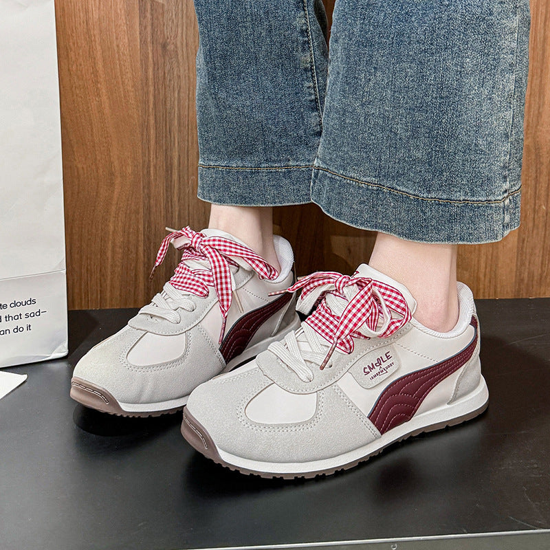 Dame Sporty Lifestyle Sneakers med ternet snørebånd Stilla