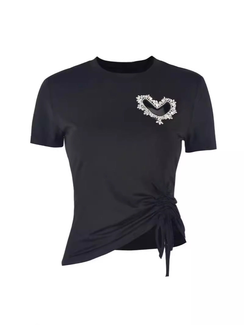 Dame figursyet T-shirt med hjerte-applikation og raffineret kant Stilla