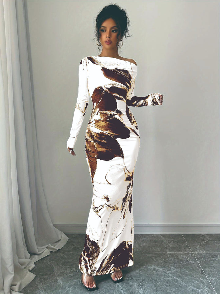 Dame Elegant Off-Shoulder Maxikjole med kunstnerisk blomsterdesign Stilla