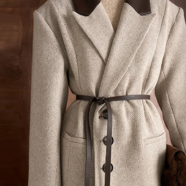Damer Elegant Trench Coat med Bælte og Fin Krave Stilla