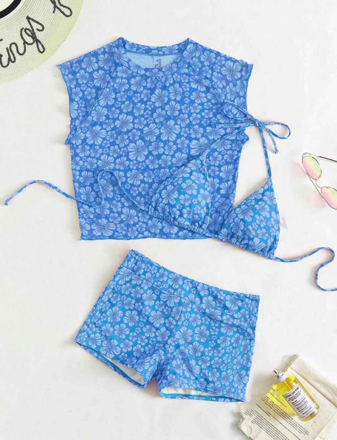 Dame Bikiniset med elegant overdel og moderigtige shorts Skovae