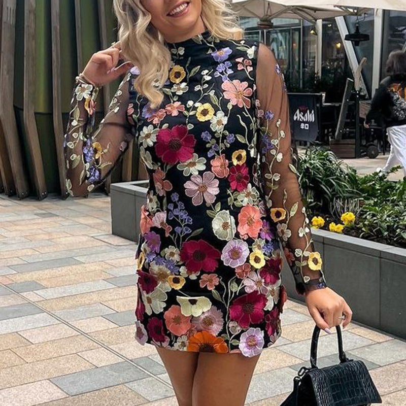 Dame Kort floral top i gennemsigtigt stof med moderne applikationer Stilla