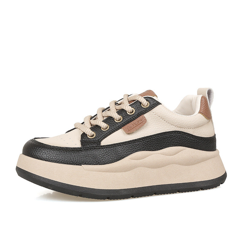 Dame sporty sneakers med tyk sål og innovativ overfladestruktur Stilla