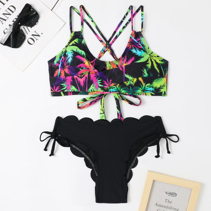 Dame bikini sæt med justerbar top og trendy flæser Stilla