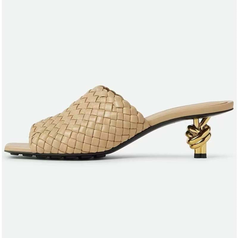 Femme Woven Slide Sandaler med skulpturel knyttet hæl Stilla