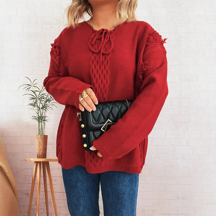 Kvinders chunky strikket sweater med afslappede frynser og dekorativ kabel-design Stilla