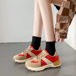 Dame Sporty Sneakers med innovativt dæmpningssystem og robust overmateriale Stilla
