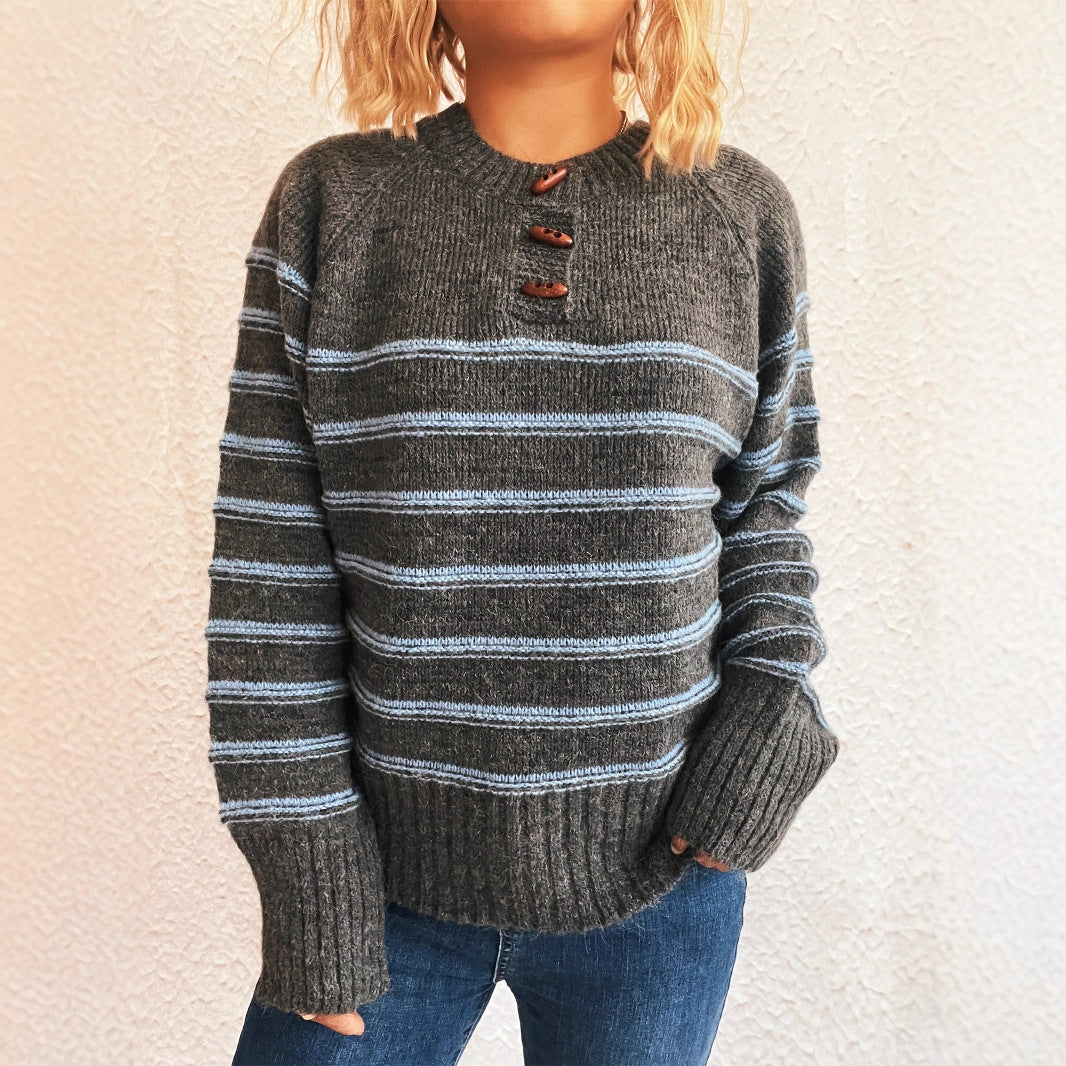 Kvinder mønstrede strikkede sweater med knapdetaljer og vid hals Stilla