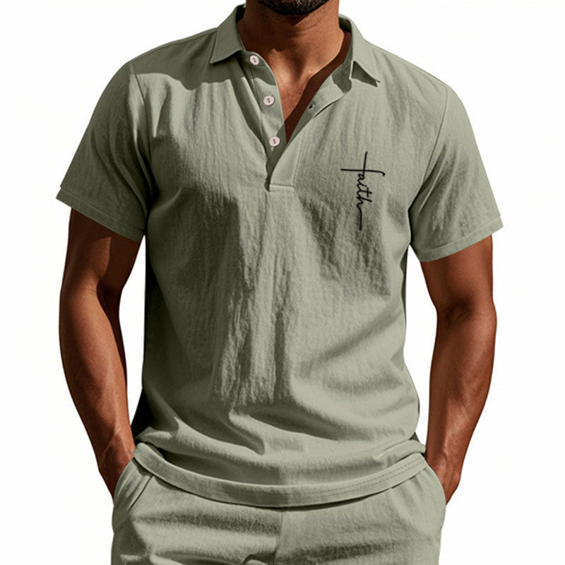 Herre kortærmet polo shirt med elegant knapdesign og diskret mønster Stilla
