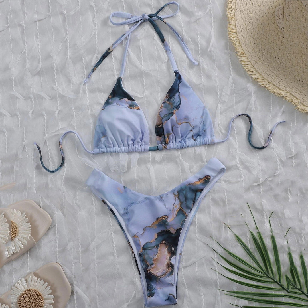 Dame Højt skåret bikini-sæt med stilfuldt marmorprint Skovae