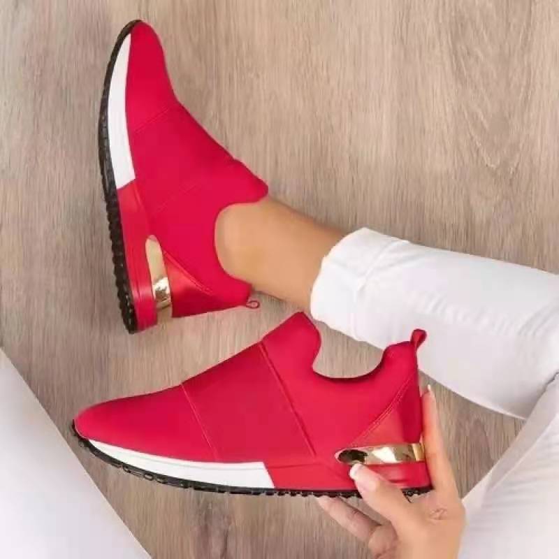 Dame Slip-On Sneakers med modeaccentuer Stilla