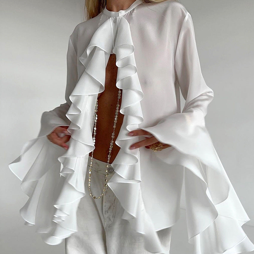 Damebluse med voluminøse ruffles og afslappet snit Stilla
