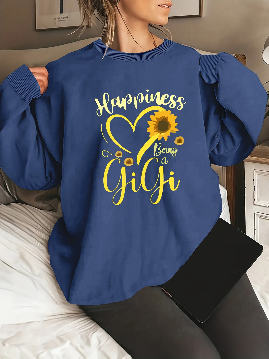 Kvinders sweatshirt med voluminøse ærmer og muntert motiv Stilla