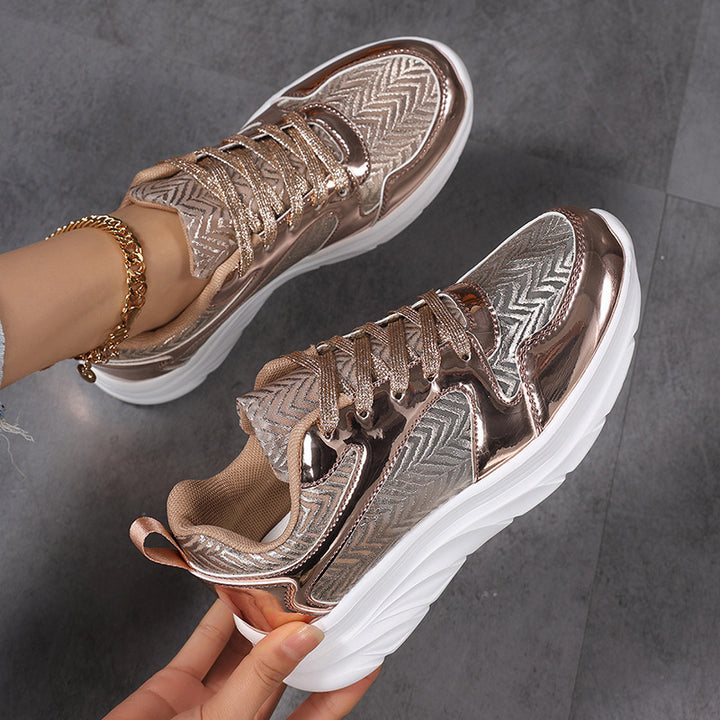 Damer nan glamourøs iøjnefaldende sneakers med glitrende paneler, jacquardvævet overdel og ergonomisk bølgesål Skovae