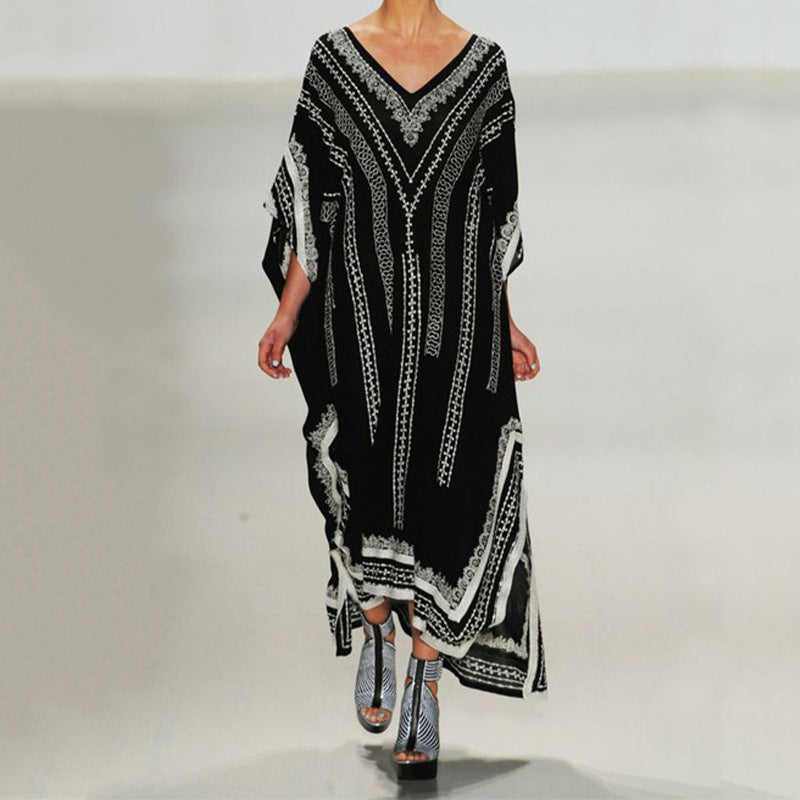 Dame Kaftan med kunstnerisk etnomønster og brede ærmer Stilla