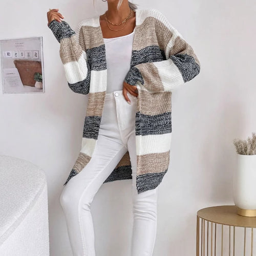 Kvinders strikket cardigan med et afslappet stribet mønster og åben skæring Stilla