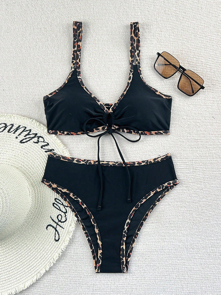 Dame triangel-bikini med justerbare stropper og elastisk taljelinie Skovae