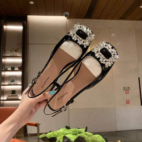 Dame Sling-Pumps med glamorøs smykkedetalje og komfortabel blokhæl Stilla
