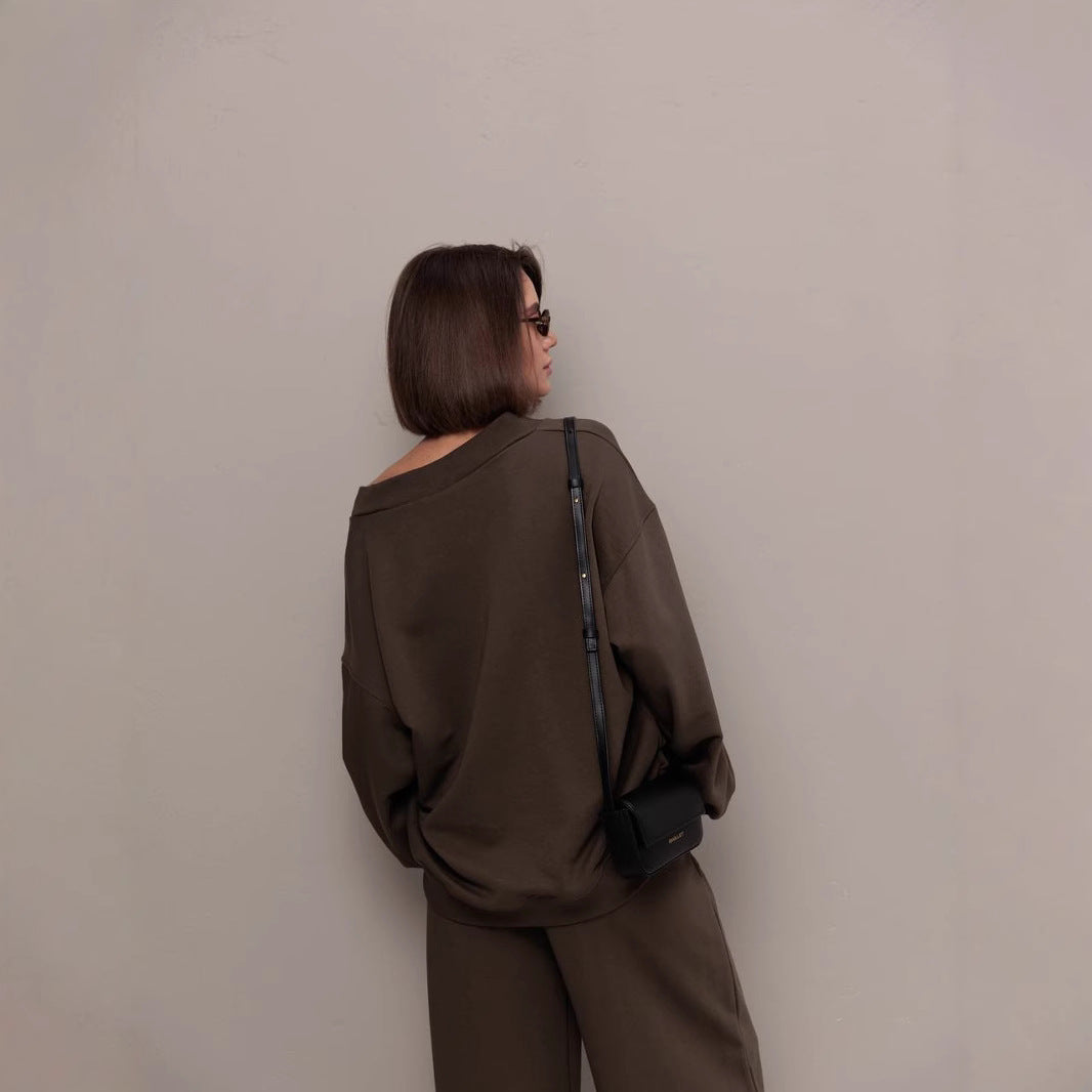 Kvinders sporty oversized sweatshirt med V-hals og lange ærmer Skovae
