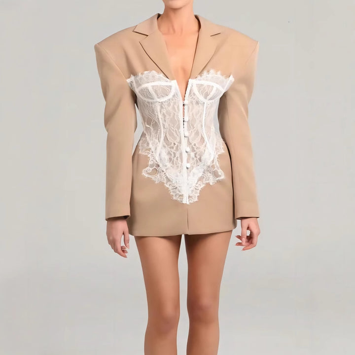 Kvindernes elegante blazerjakke med blonde top Stilla
