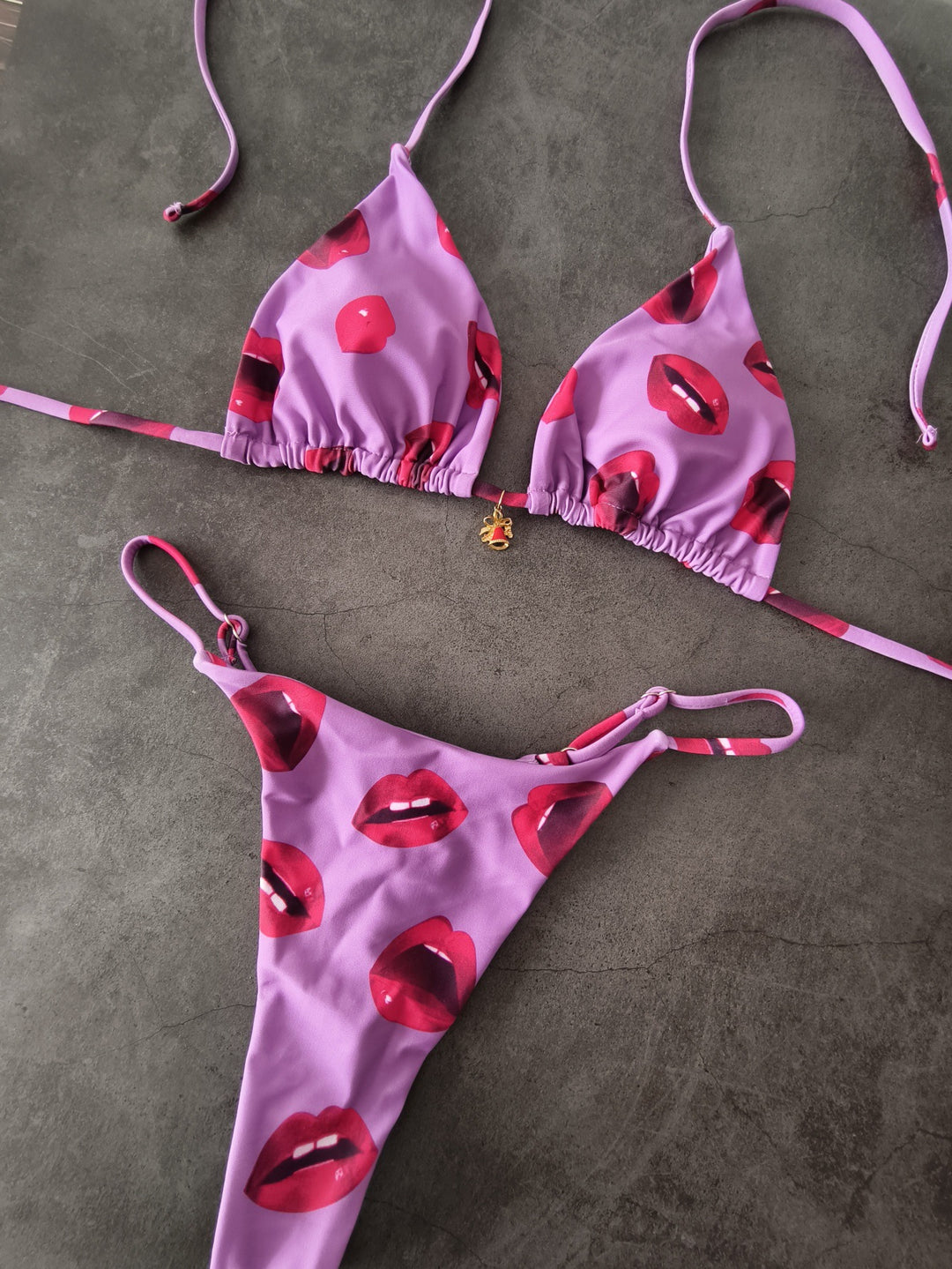 Dame bikini-sæt med justerbar trekantstop og højt skåret hoftebånd Skovae