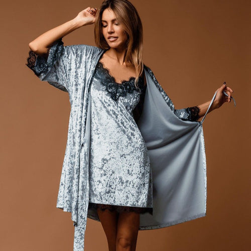 Dame Satin Kimono med Spidsudsmykninger Stilla