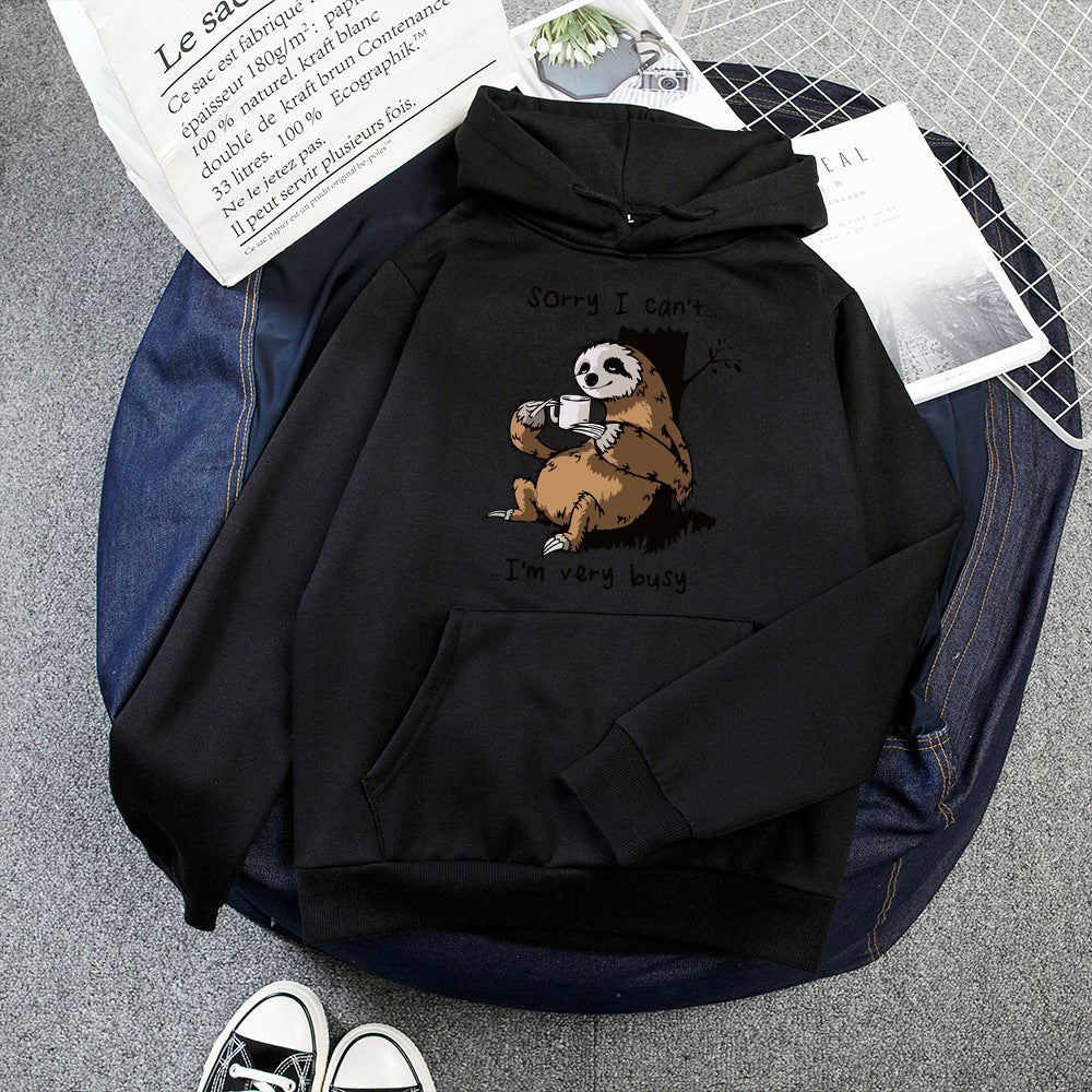 Dame hoodie med sødt dyremotiv og legesyg slogan Skovae