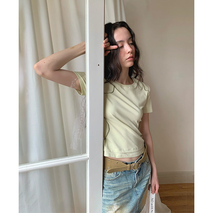 Dame cropped top med unikke blomsterapplikationer og afslappet snit Stilla
