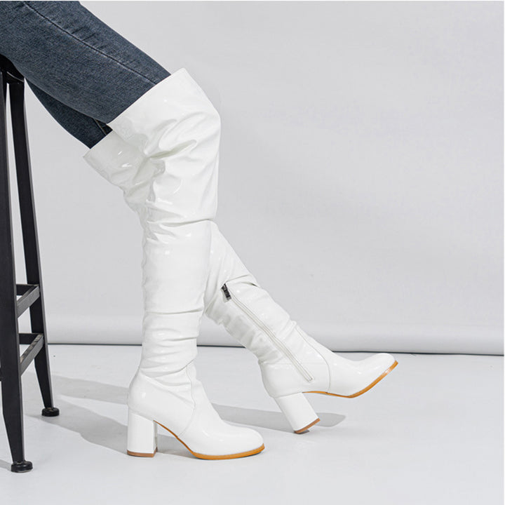 Dame Overknee-støvler med moderne folderdesign og blank finish Stilla